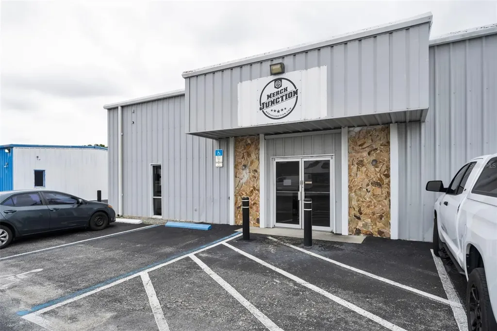 6581 Seminole Boulevard Seminole FL 33772