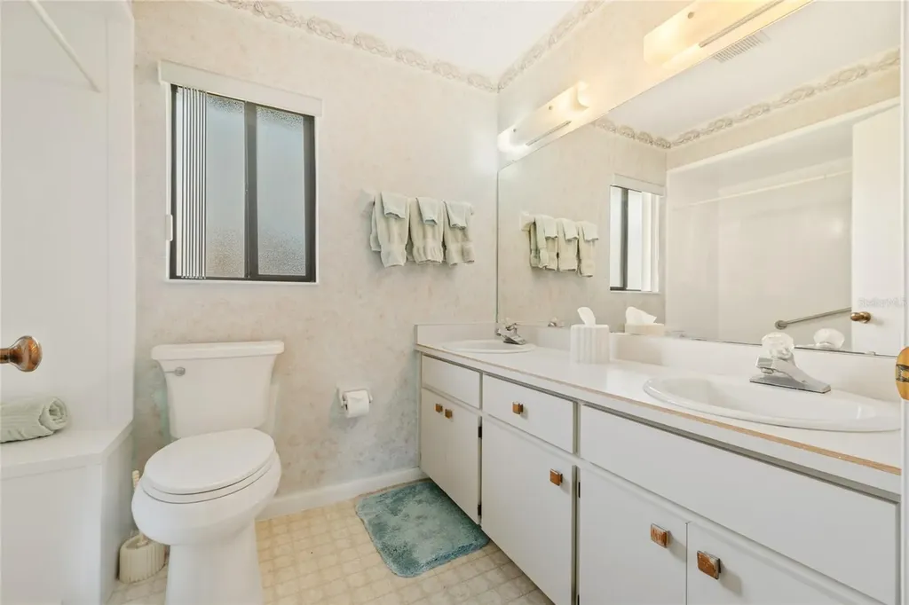 21 Wedgewood Lane Palm Coast FL 32164