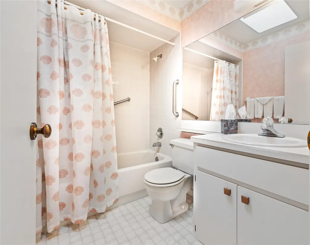 21 Wedgewood Lane Palm Coast FL 32164