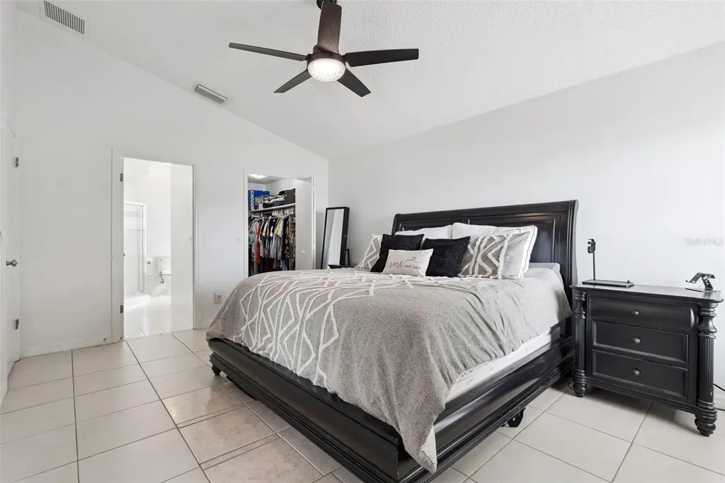 808 Lake Jackson Circle Apopka FL 32703