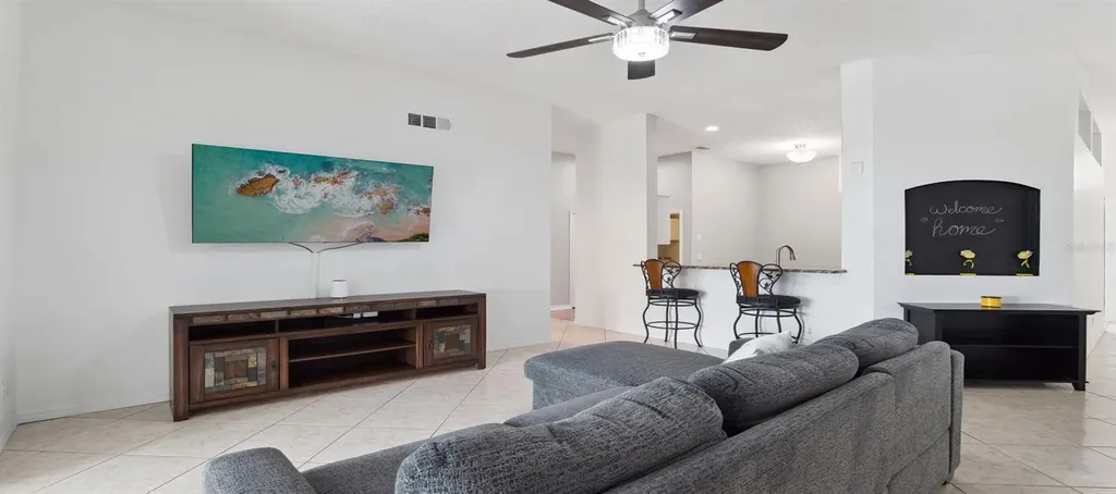 808 Lake Jackson Circle Apopka FL 32703