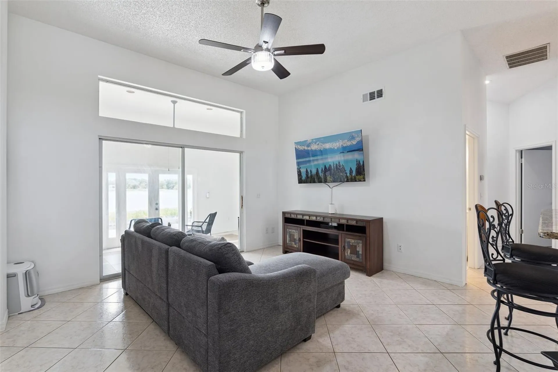 808 Lake Jackson Circle Apopka FL 32703