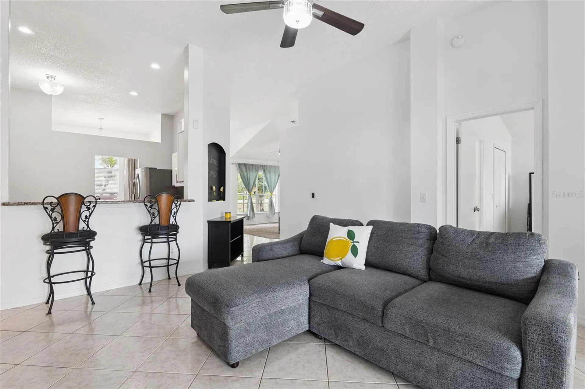 808 Lake Jackson Circle Apopka FL 32703