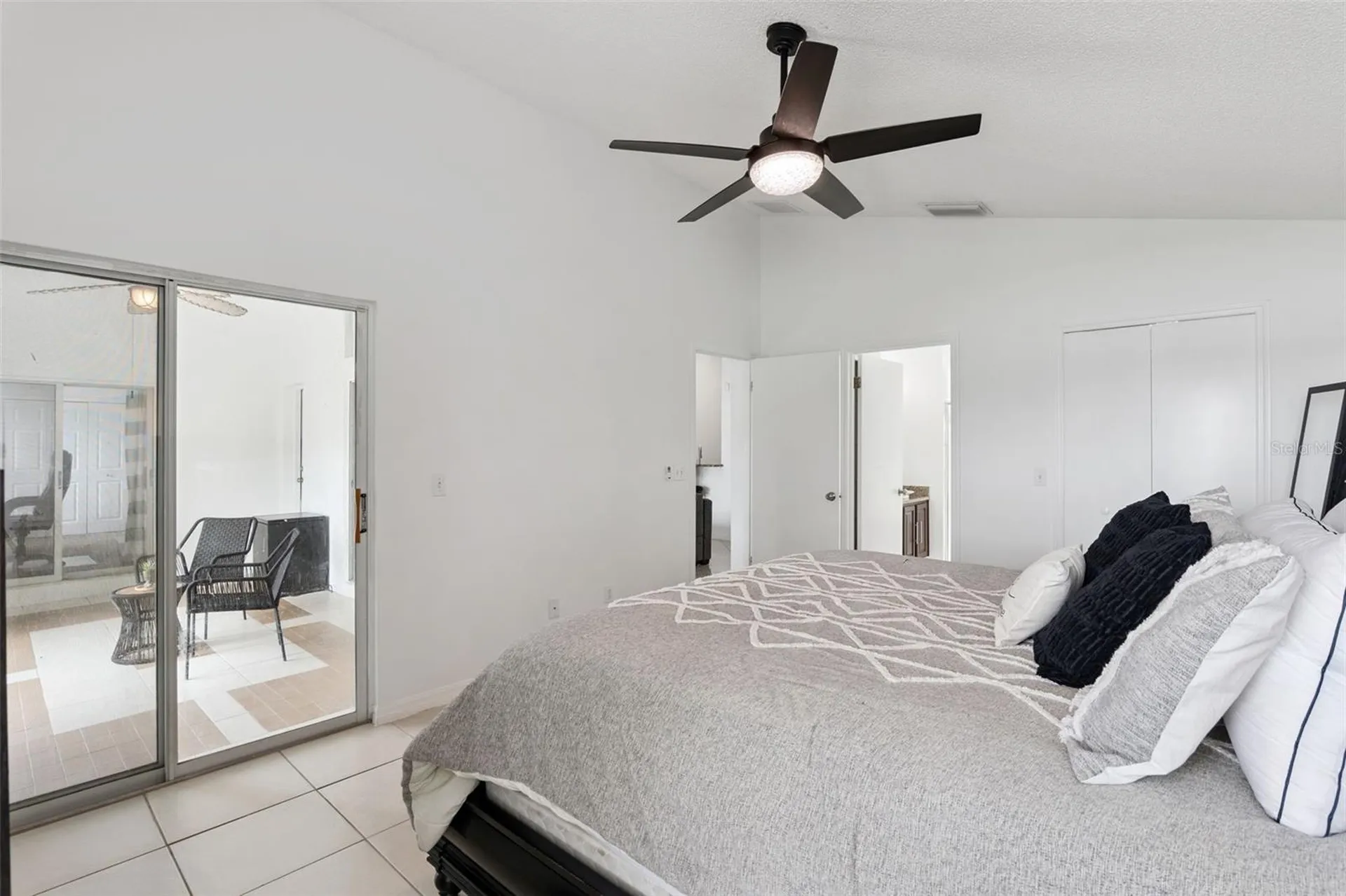 808 Lake Jackson Circle Apopka FL 32703