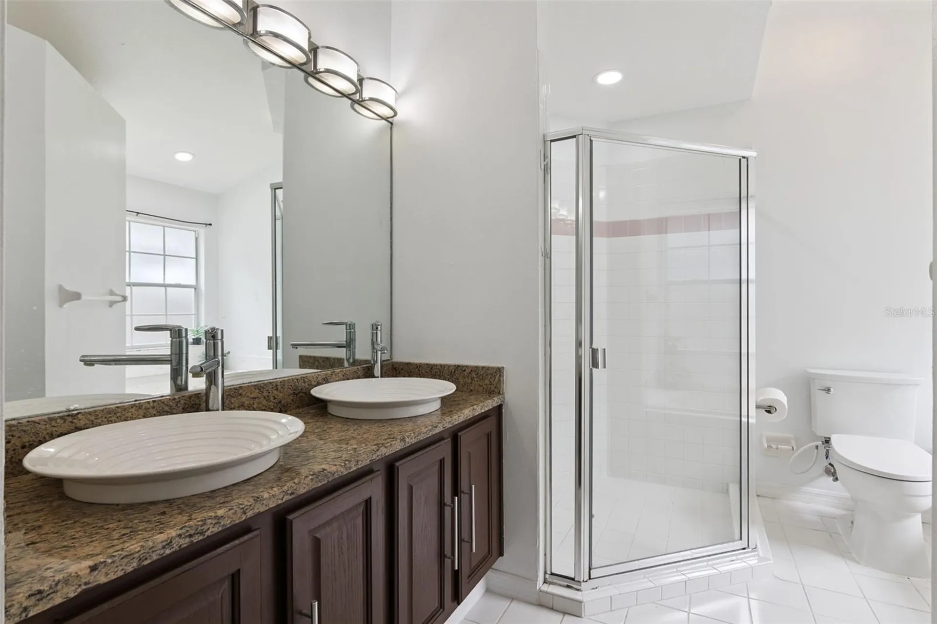 808 Lake Jackson Circle Apopka FL 32703