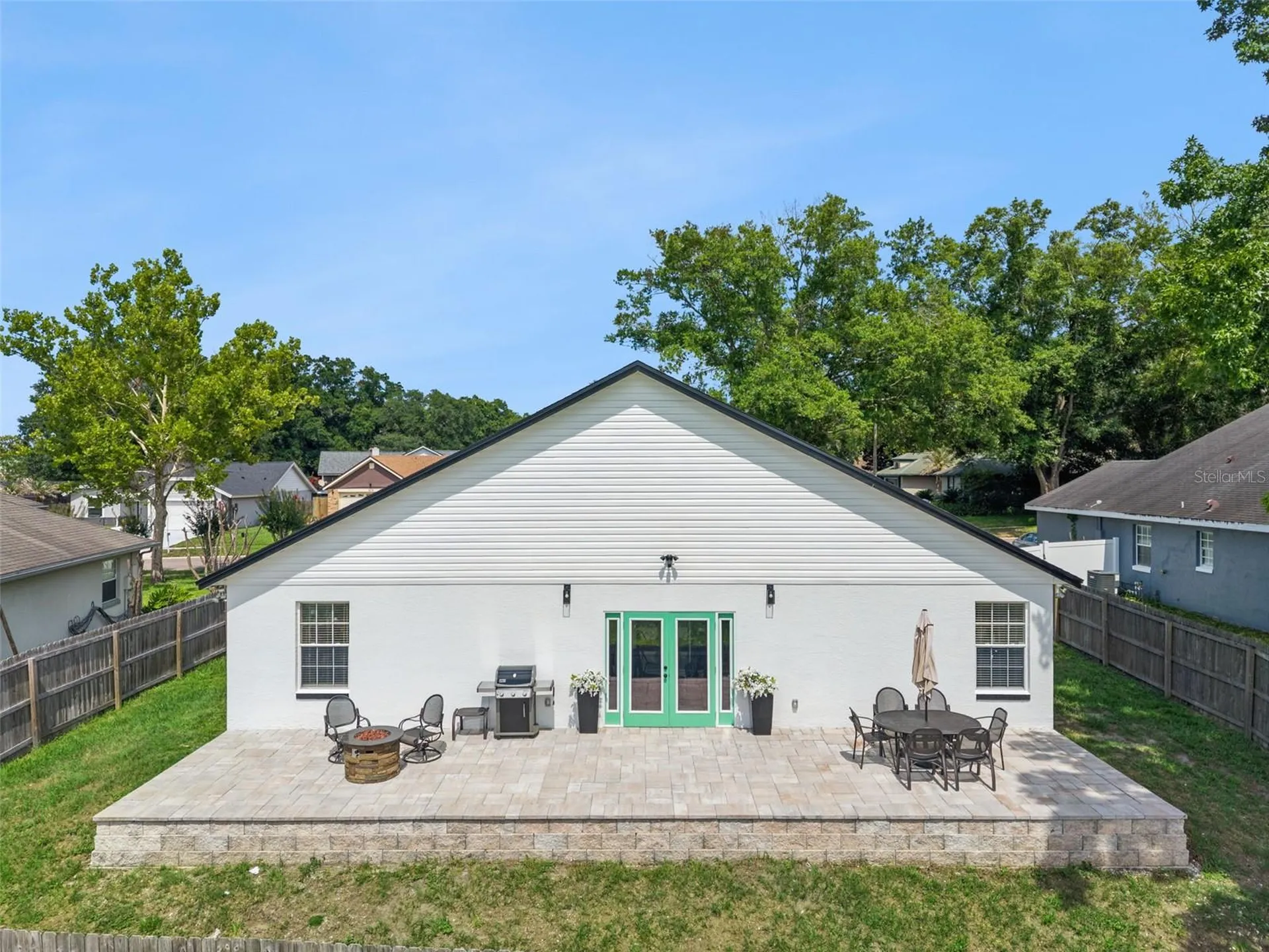 808 Lake Jackson Circle Apopka FL 32703