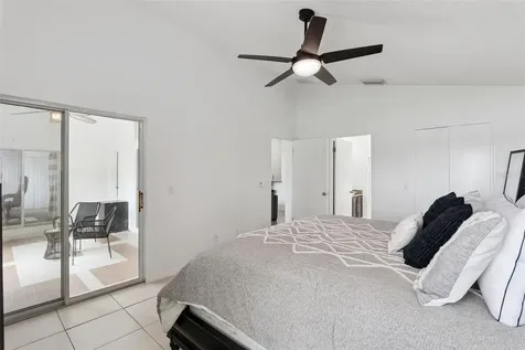 808 Lake Jackson Circle Apopka FL 32703