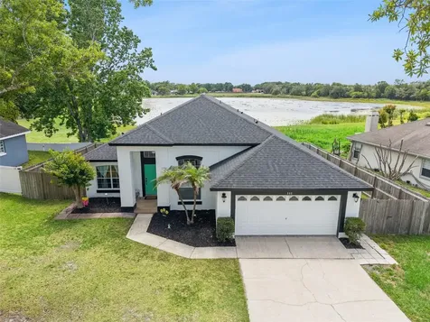 808 Lake Jackson Circle Apopka FL 32703