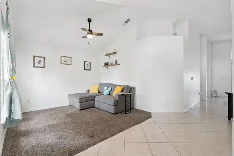 808 Lake Jackson Circle Apopka FL 32703