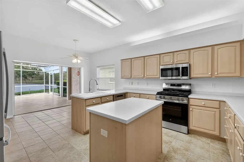 4856 Westchester Court Oldsmar FL 34677