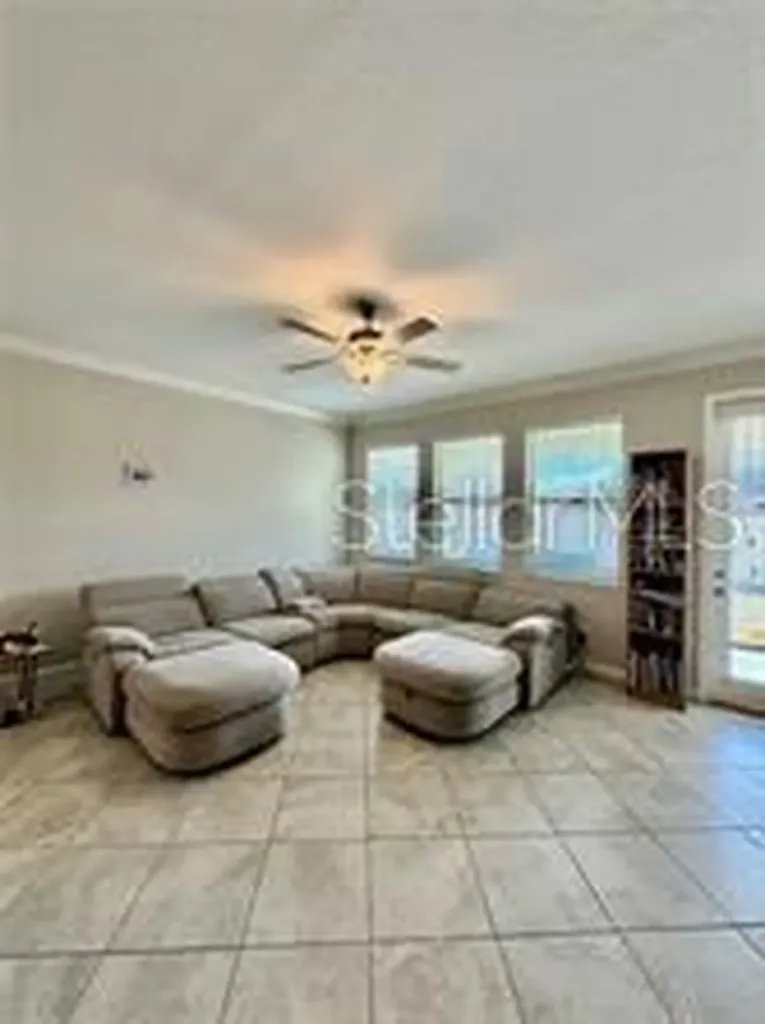 25118 Lambrusco Loop Lutz FL 33559
