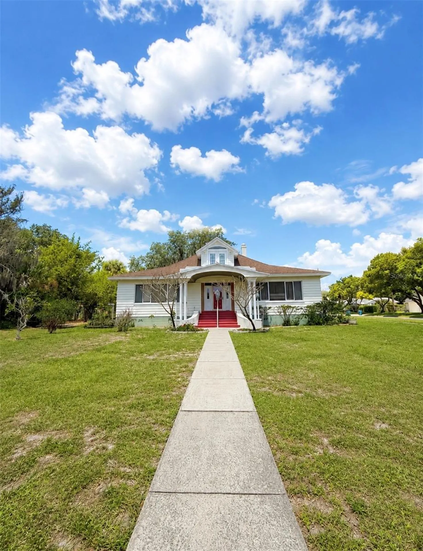 102 S Lakeshore Boulevard Lake Wales FL 33853