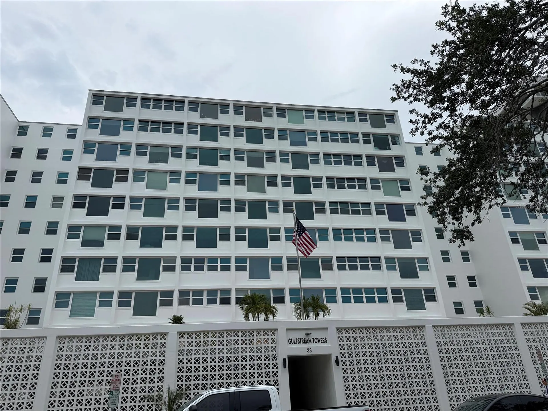 33 S Gulfstream Avenue Sarasota FL 34236
