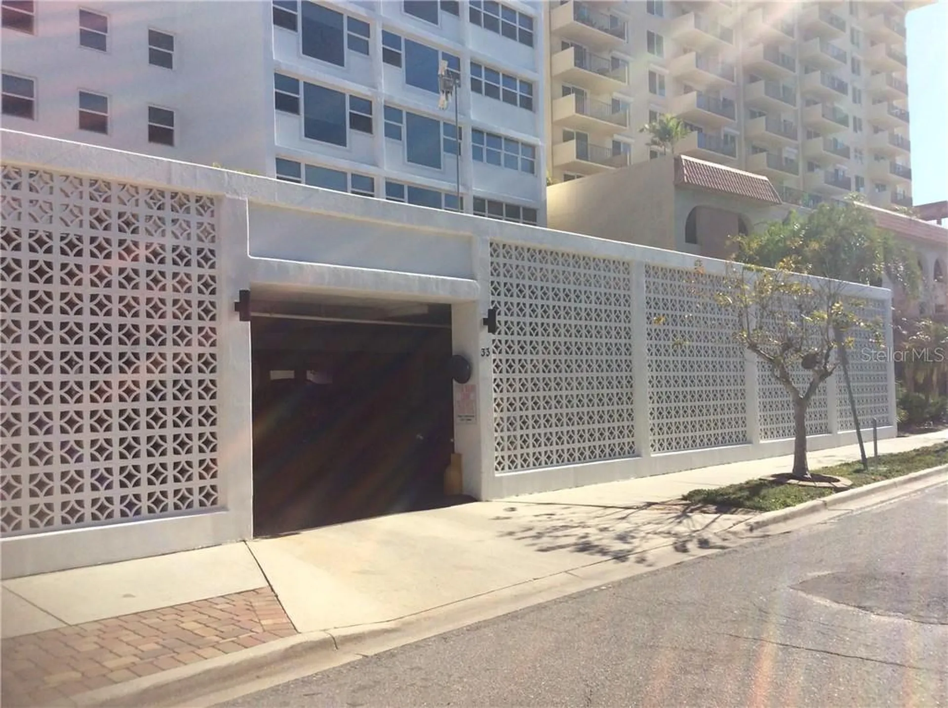 33 S Gulfstream Avenue Sarasota FL 34236