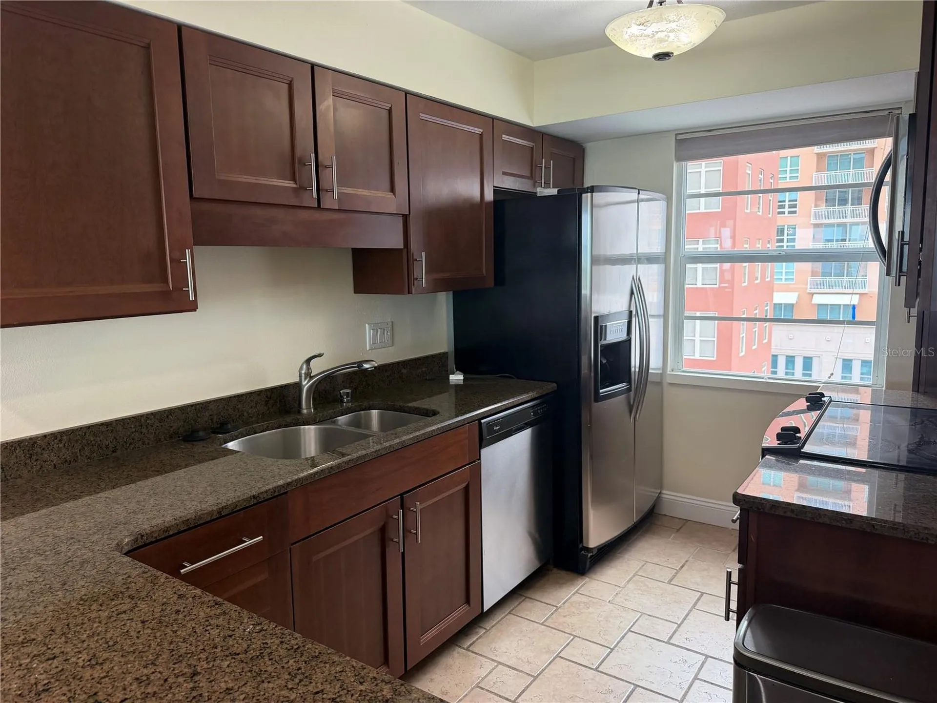 33 S Gulfstream Avenue Sarasota FL 34236