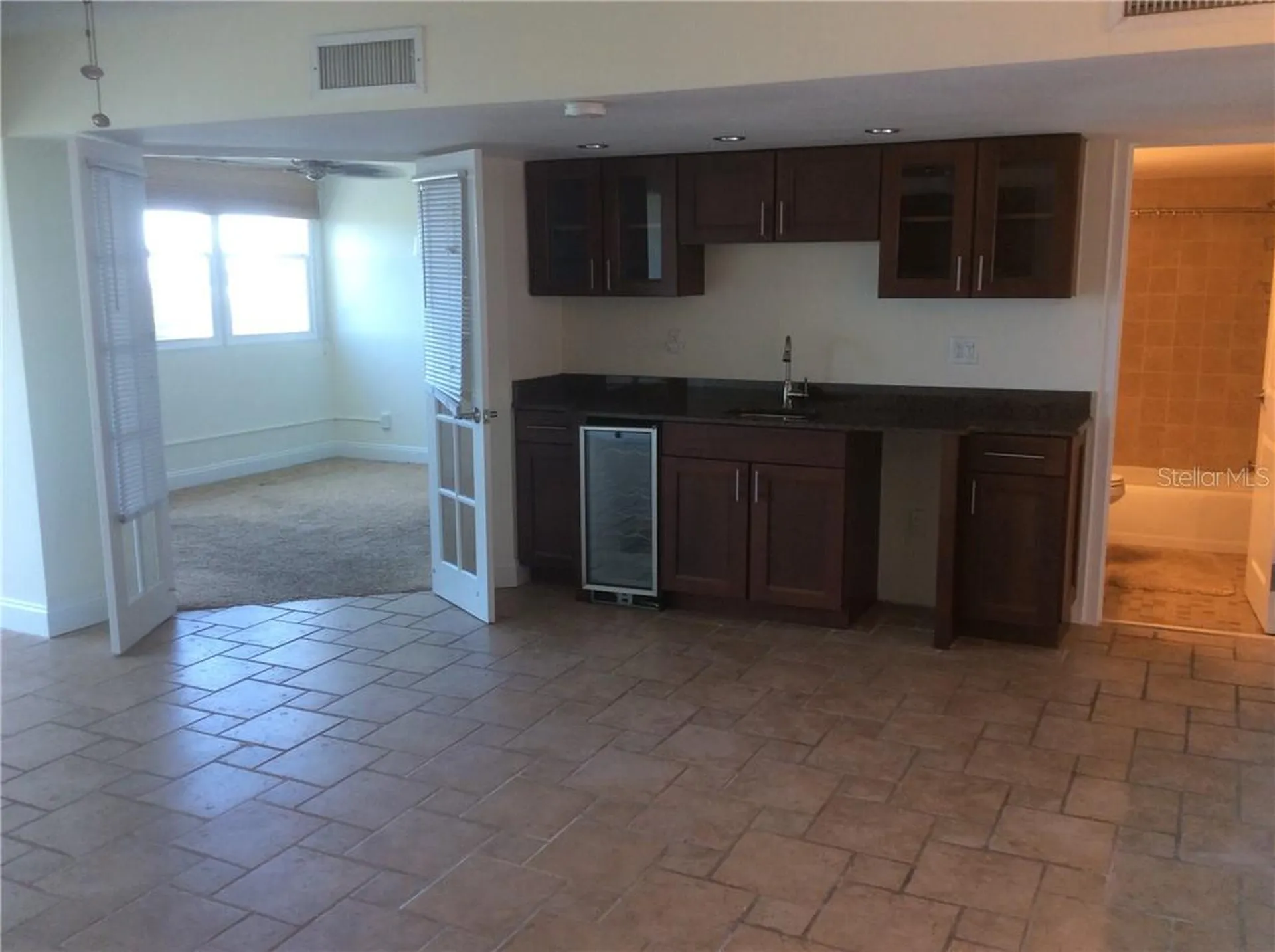 33 S Gulfstream Avenue Sarasota FL 34236