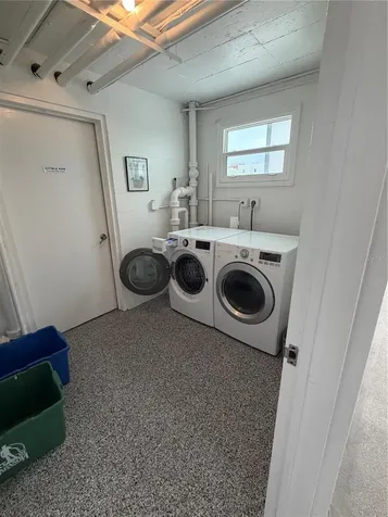 33 S Gulfstream Avenue Sarasota FL 34236