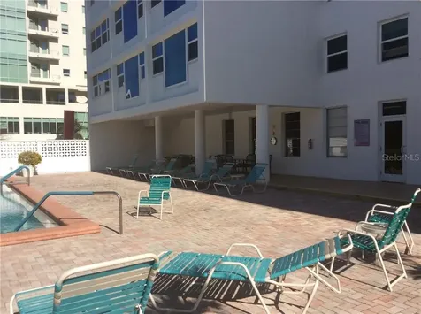 33 S Gulfstream Avenue Sarasota FL 34236