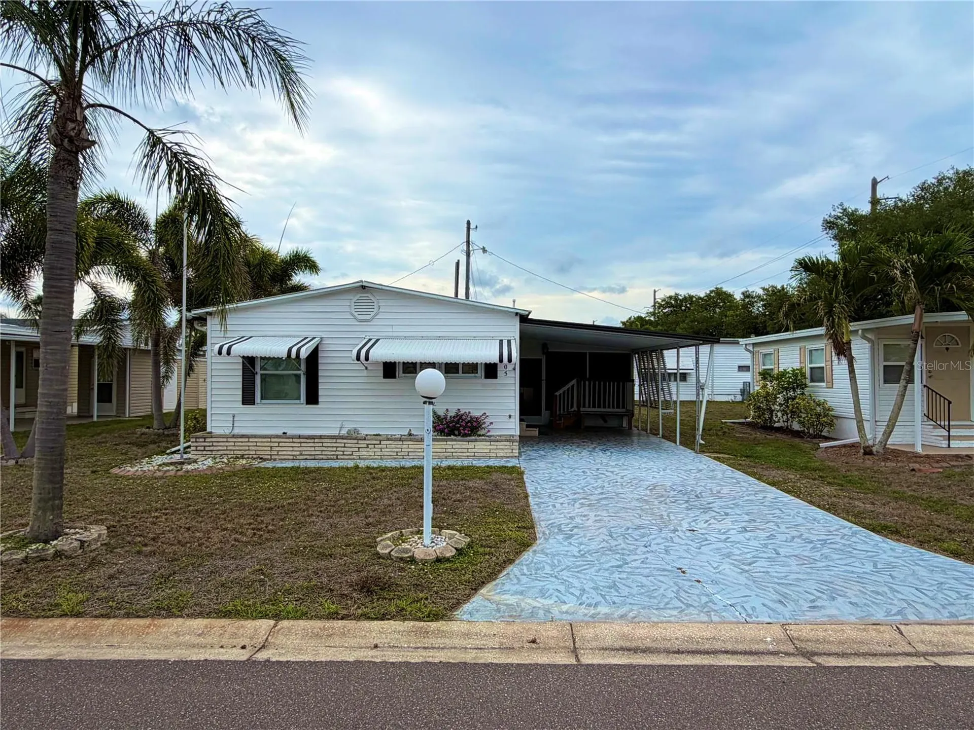 5205 5th Street E Bradenton FL 34203