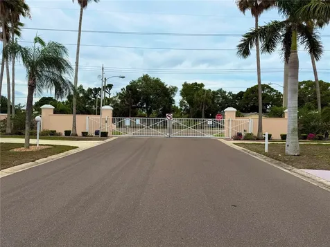 5205 5th Street E Bradenton FL 34203