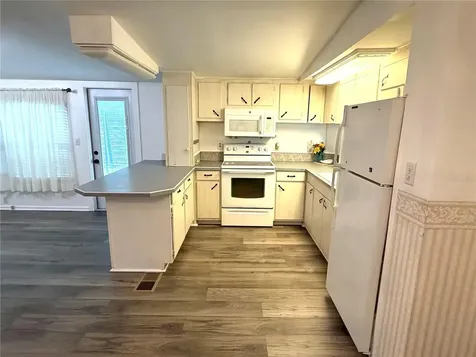 5205 5th Street E Bradenton FL 34203