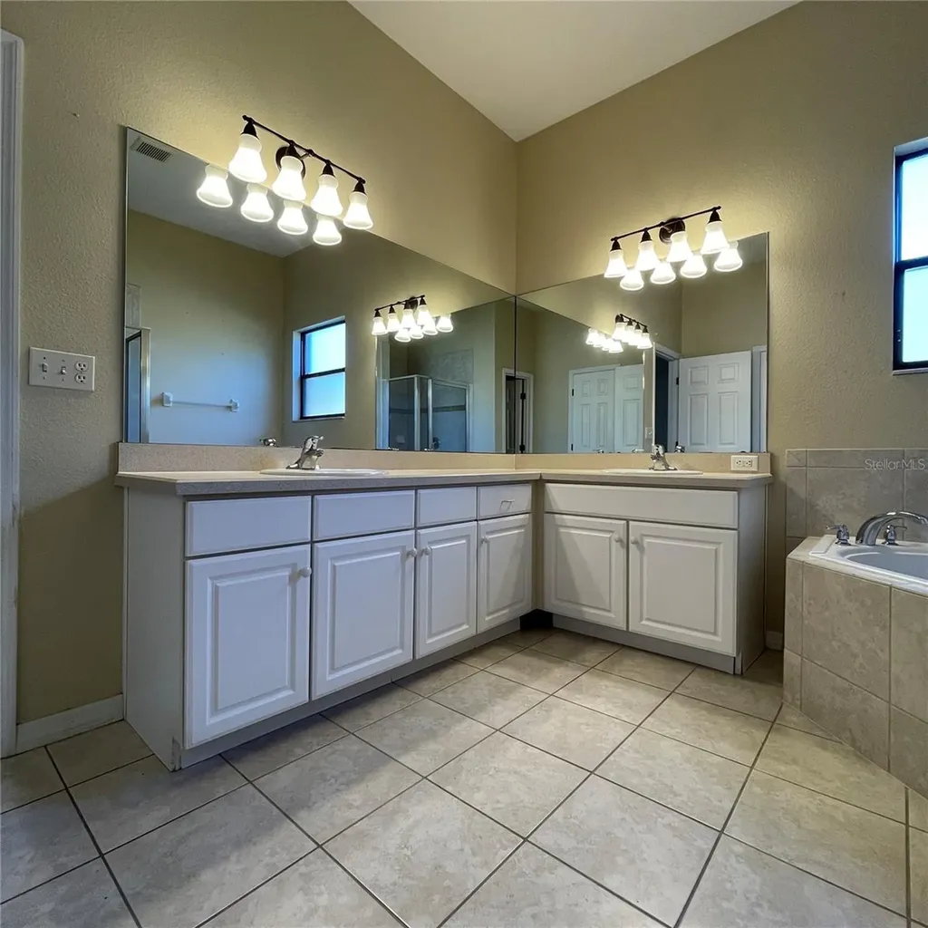 845 Bridgeford Crossing Boulevard Davenport FL 33837