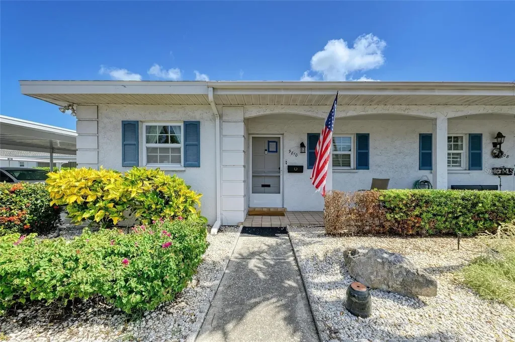 9810 Dorado Avenue Bradenton FL 34210