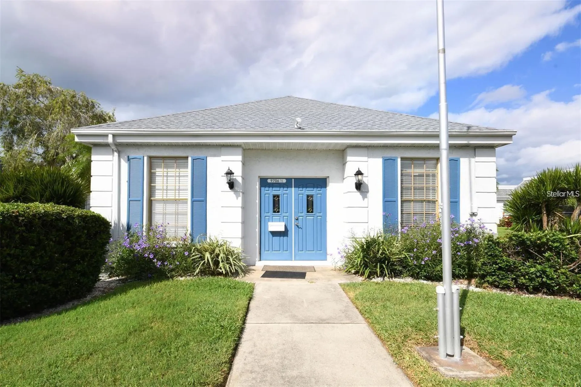 9810 Dorado Avenue Bradenton FL 34210
