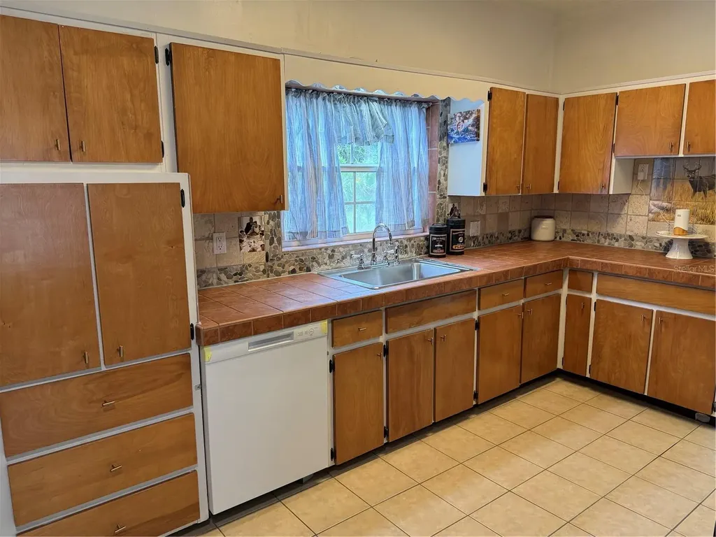 110 N Volusia Avenue Pierson FL 32180