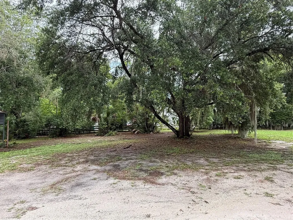 110 N Volusia Avenue Pierson FL 32180