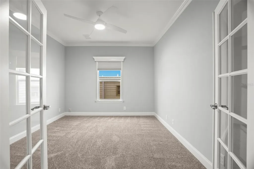 6825 Mount Orange Drive NE St Petersburg FL 33702