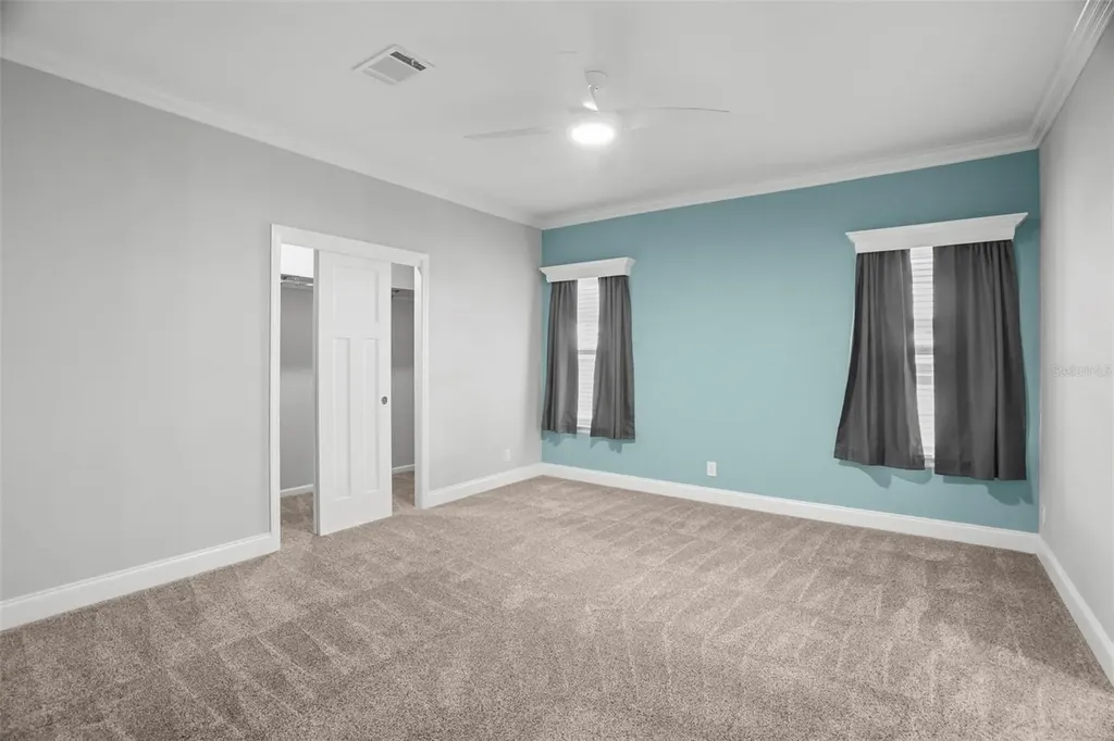 6825 Mount Orange Drive NE St Petersburg FL 33702