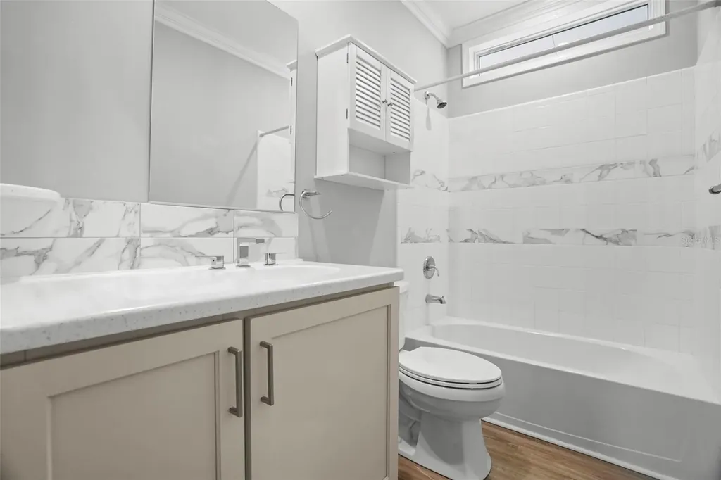 6825 Mount Orange Drive NE St Petersburg FL 33702