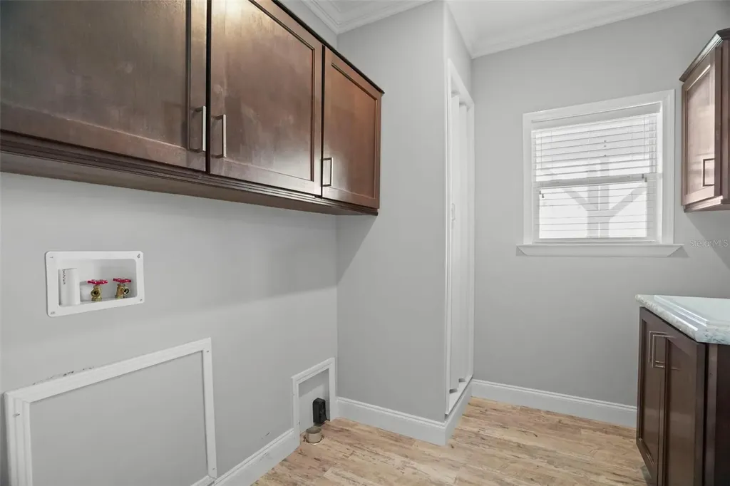 6825 Mount Orange Drive NE St Petersburg FL 33702