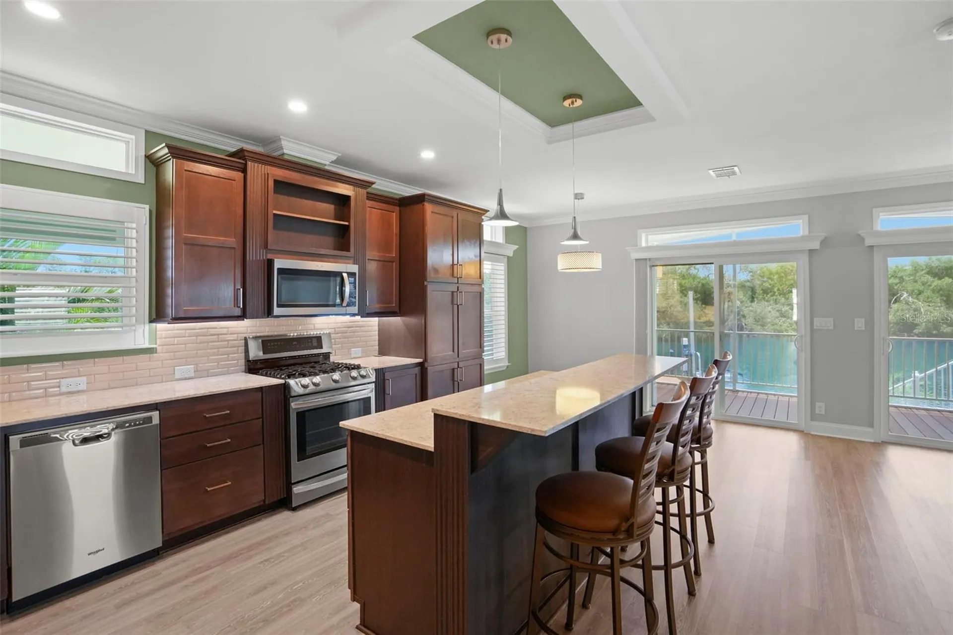 6825 Mount Orange Drive NE St Petersburg FL 33702