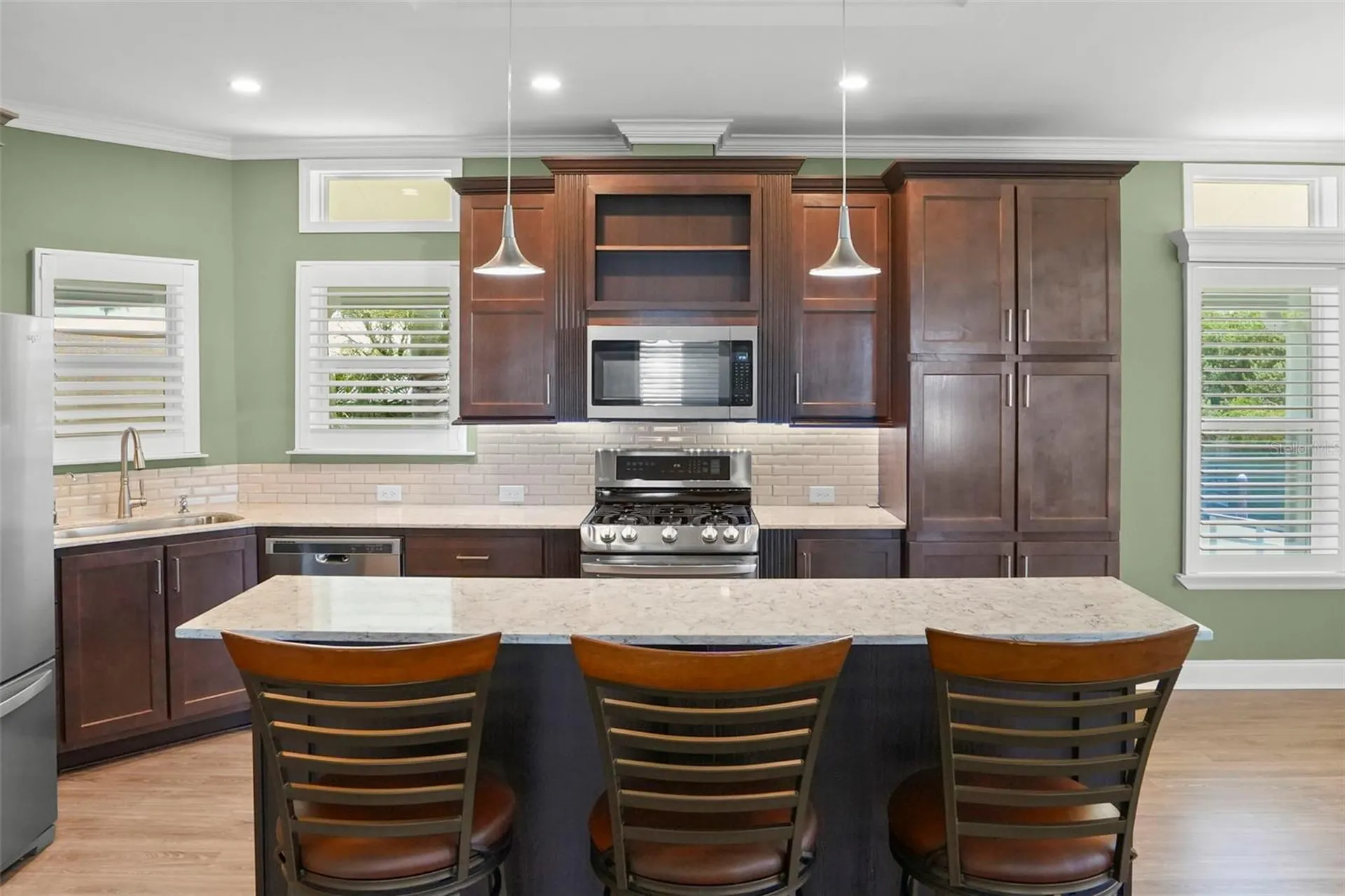 6825 Mount Orange Drive NE St Petersburg FL 33702