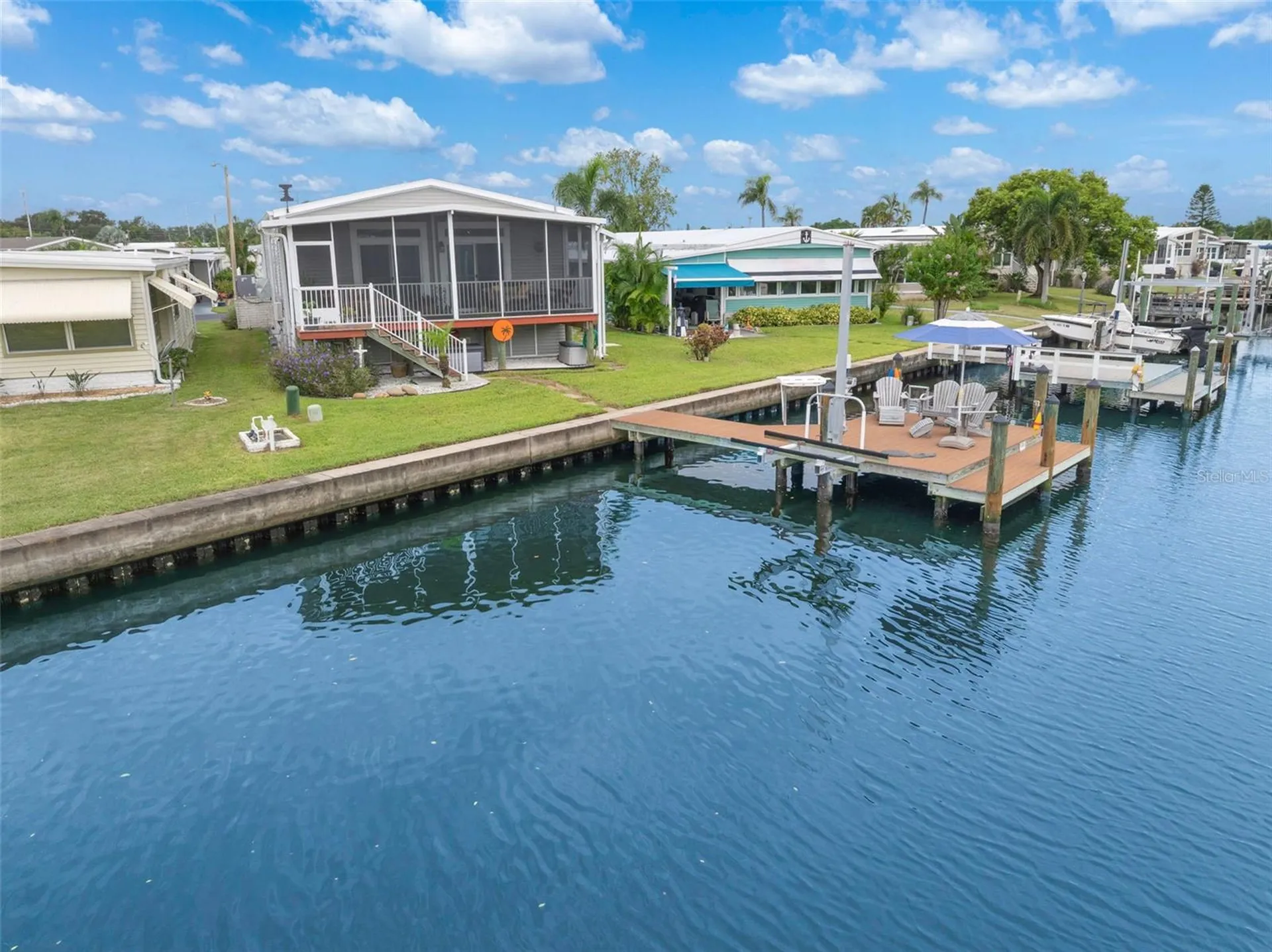 6825 Mount Orange Drive NE St Petersburg FL 33702