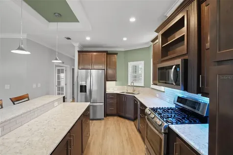 6825 Mount Orange Drive NE St Petersburg FL 33702