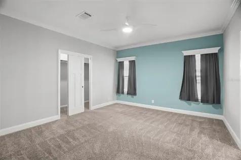 6825 Mount Orange Drive NE St Petersburg FL 33702
