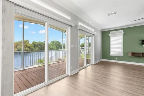 6825 Mount Orange Drive NE St Petersburg FL 33702