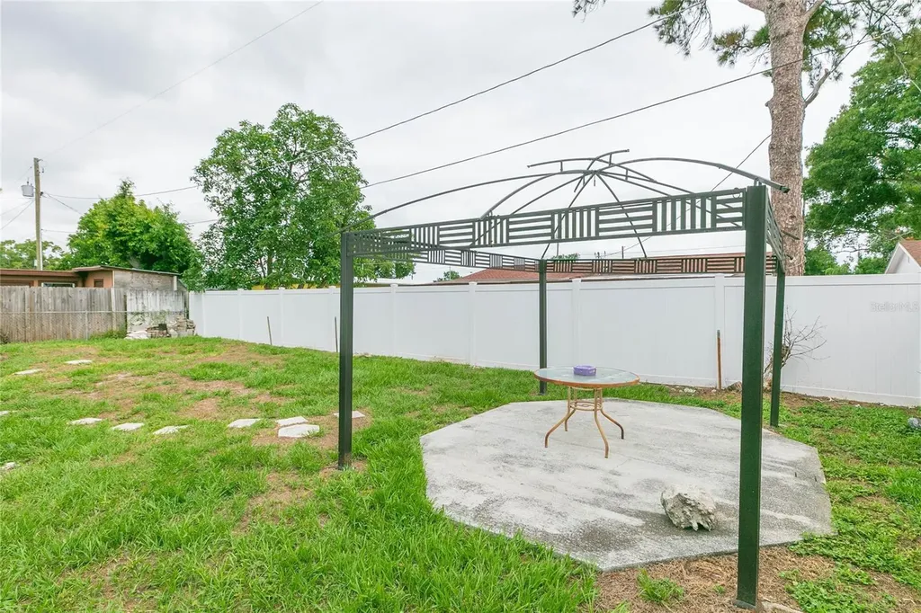 7412 Kingston Drive Tampa FL 33619