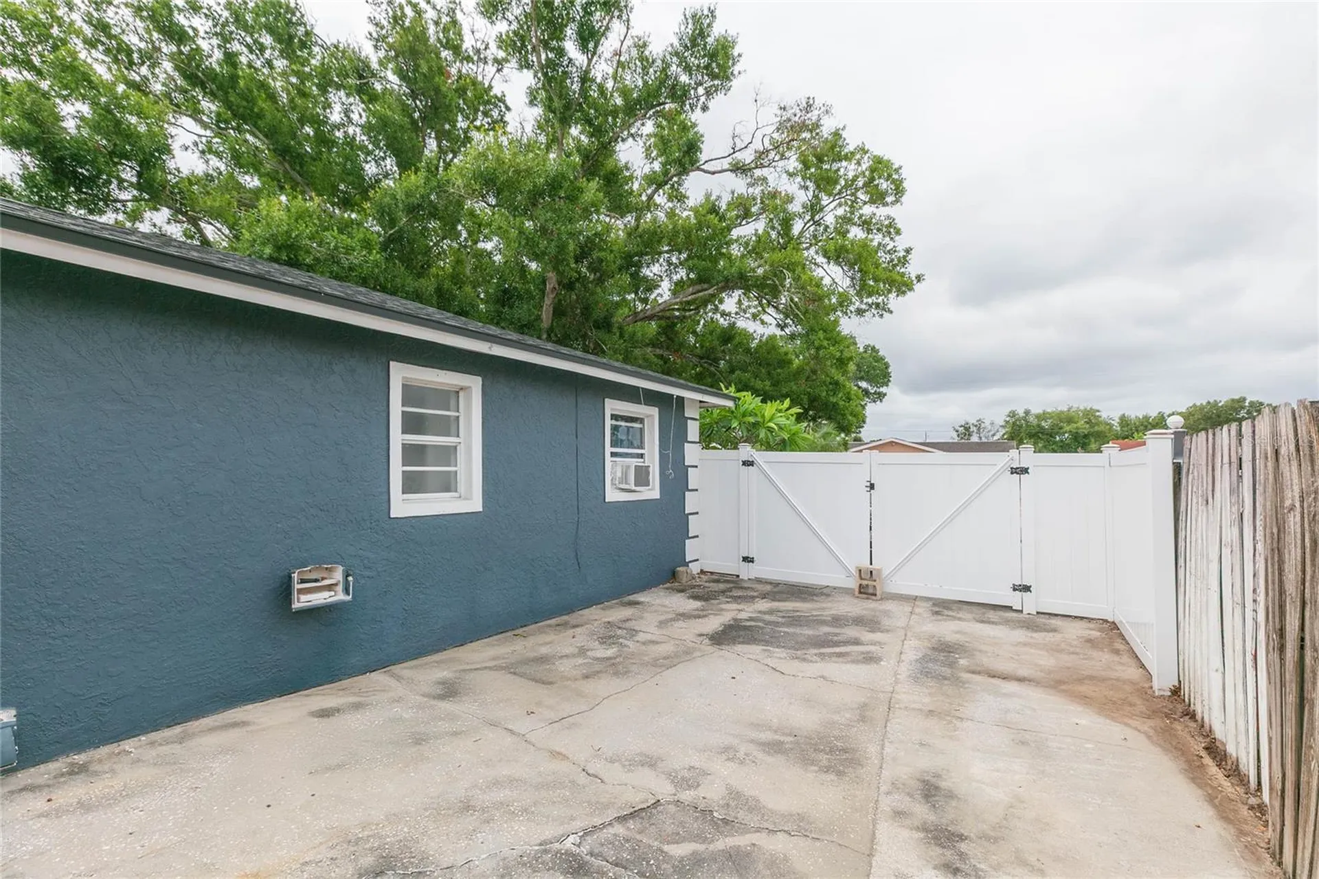 7412 Kingston Drive Tampa FL 33619