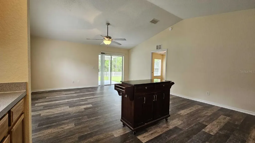 6290 W Oak Park Boulevard Homosassa FL 34446