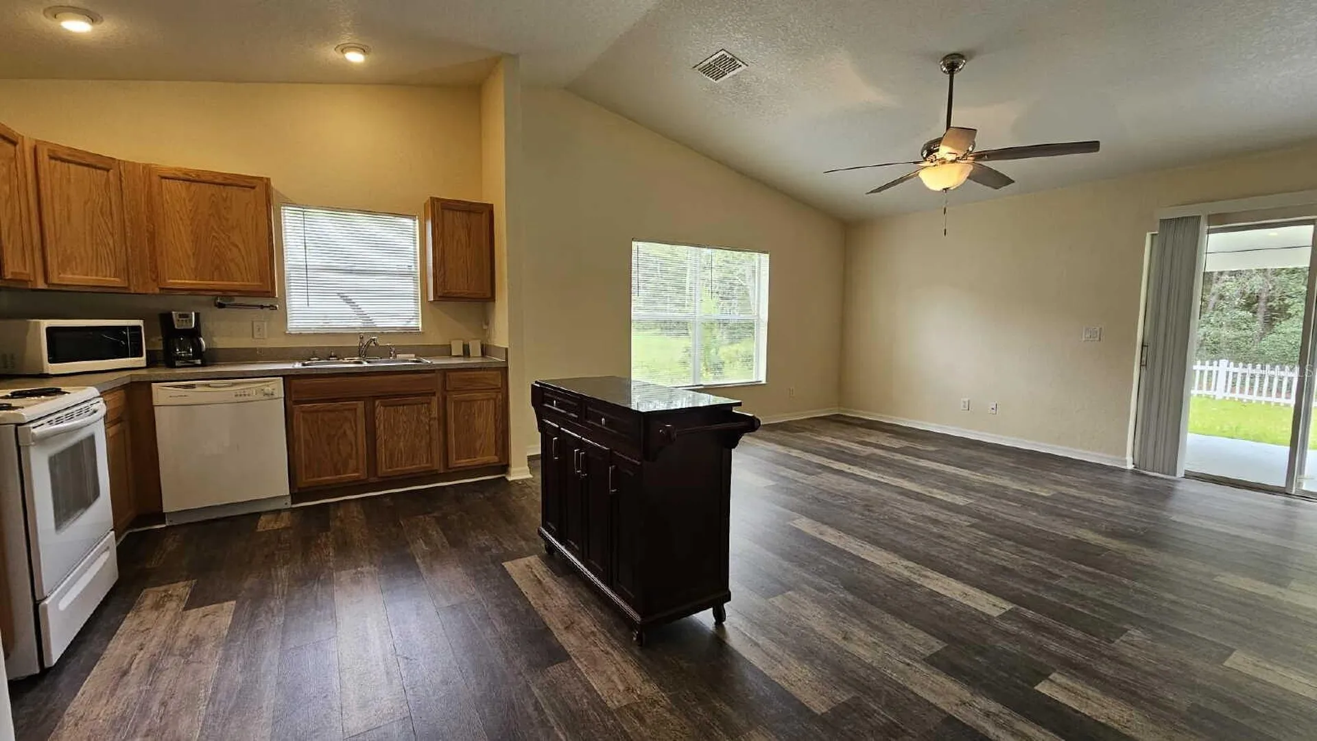6290 W Oak Park Boulevard Homosassa FL 34446