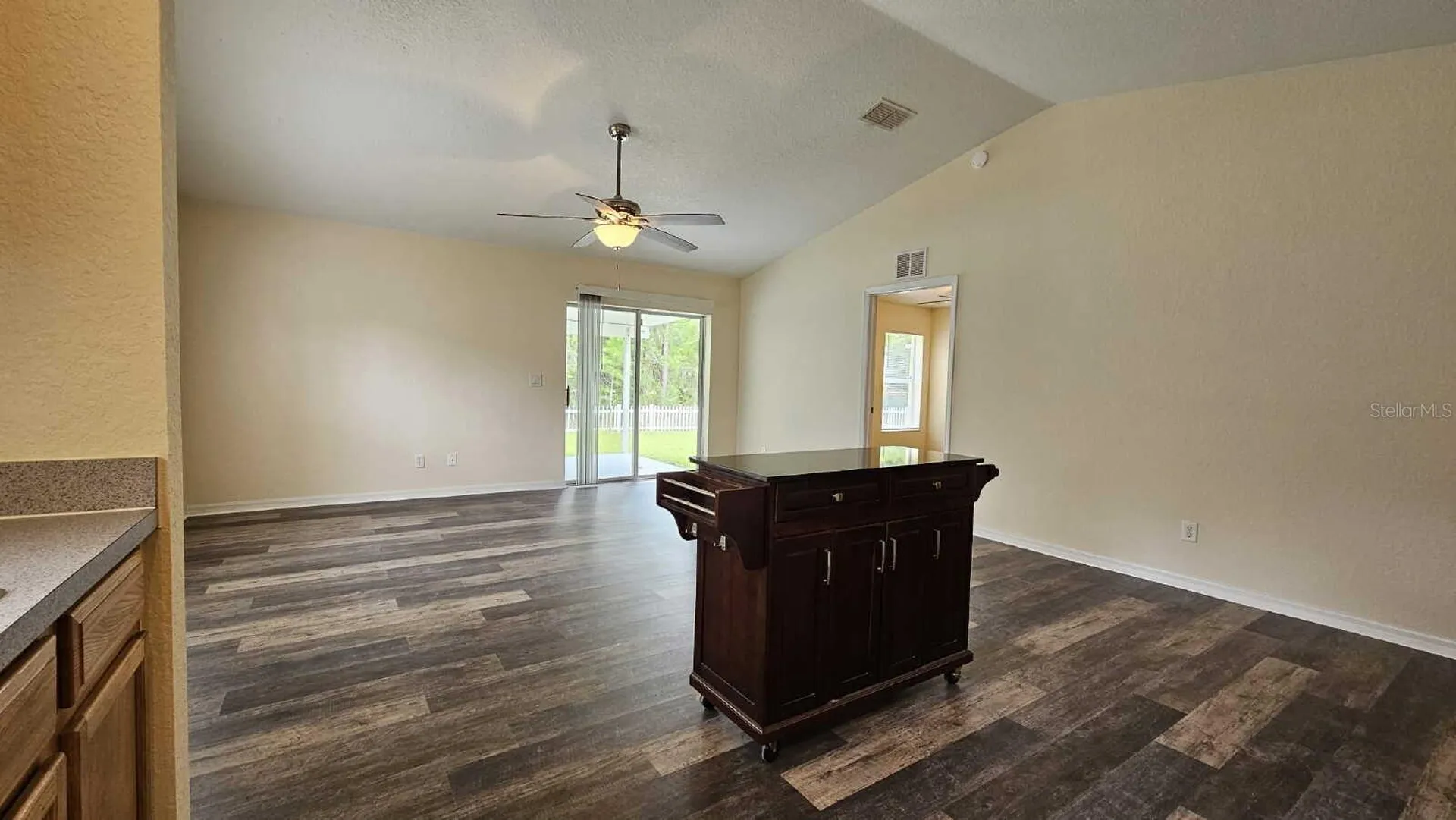 6290 W Oak Park Boulevard Homosassa FL 34446