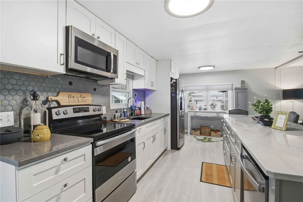 5316 Chateau Lane Bradenton FL 34207