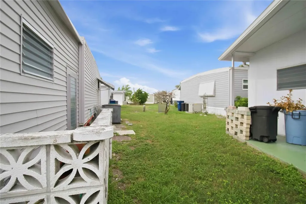 5316 Chateau Lane Bradenton FL 34207