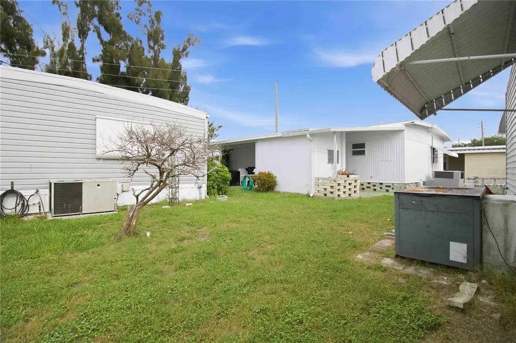 5316 Chateau Lane Bradenton FL 34207