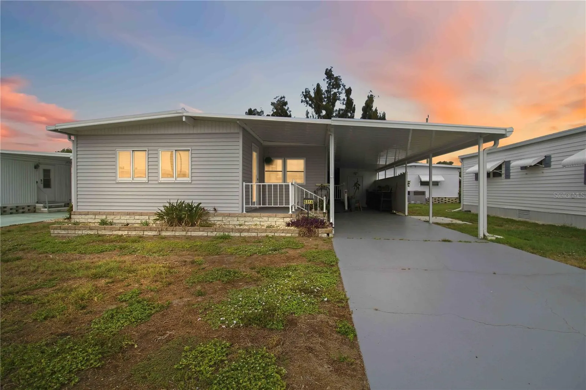 5316 Chateau Lane Bradenton FL 34207