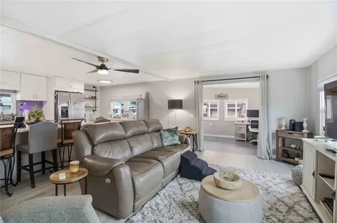 5316 Chateau Lane Bradenton FL 34207